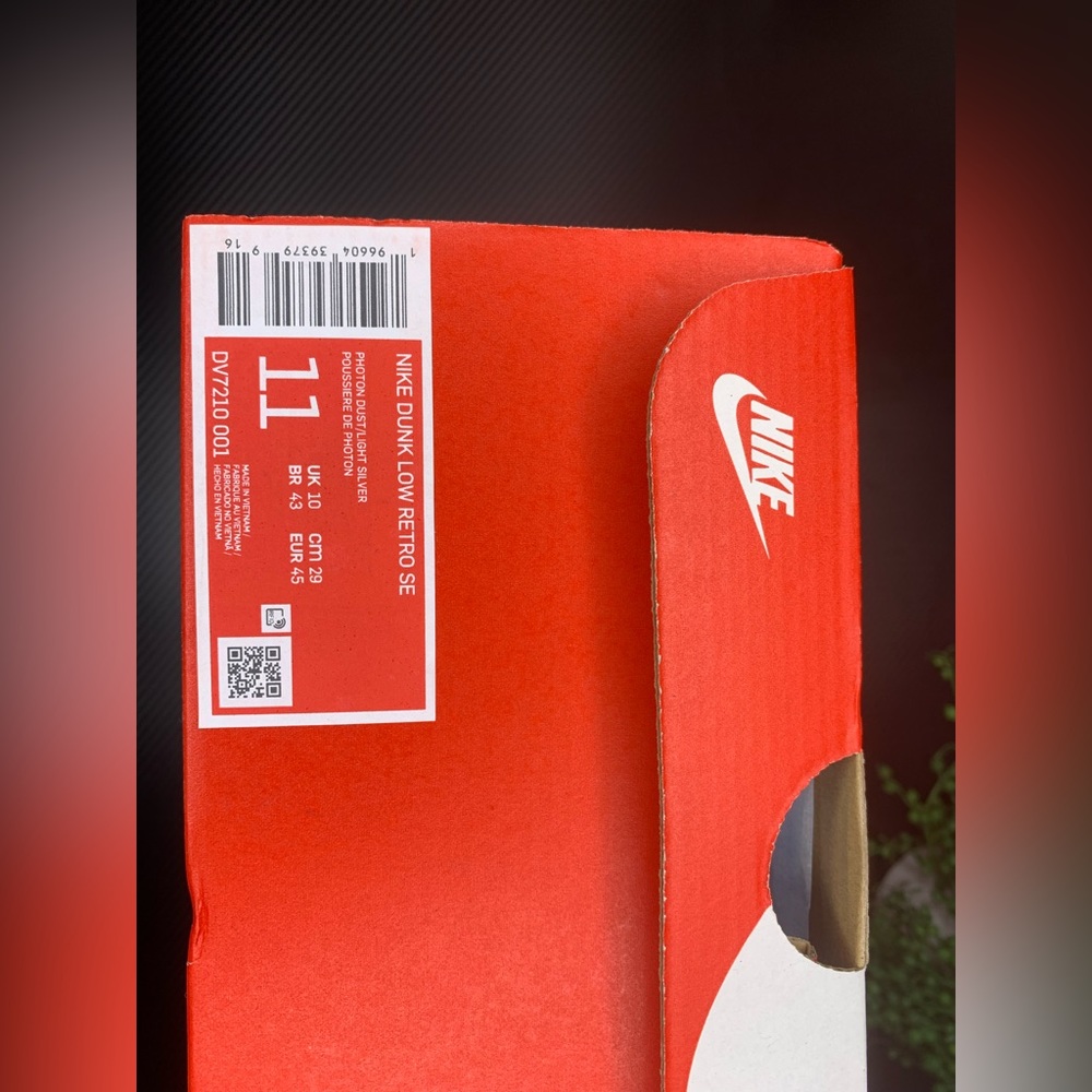 NIKE DUNK LOW RETRO SE - Photon Dust/Light Silver 🆕 - Picture 8 of 8